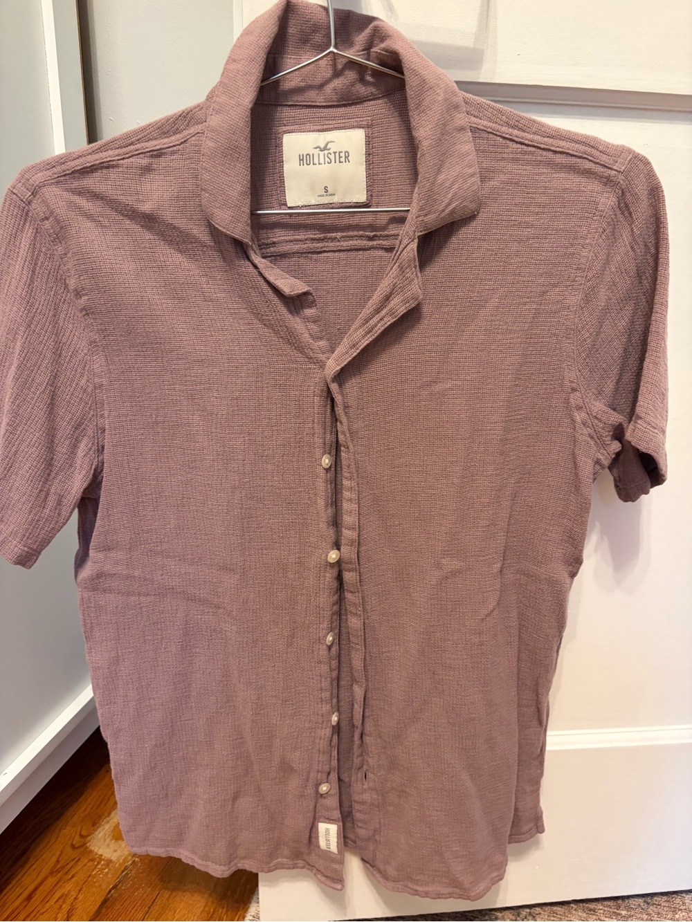 Men’s Hollister Mauve Linen Button Down Polo Shirt